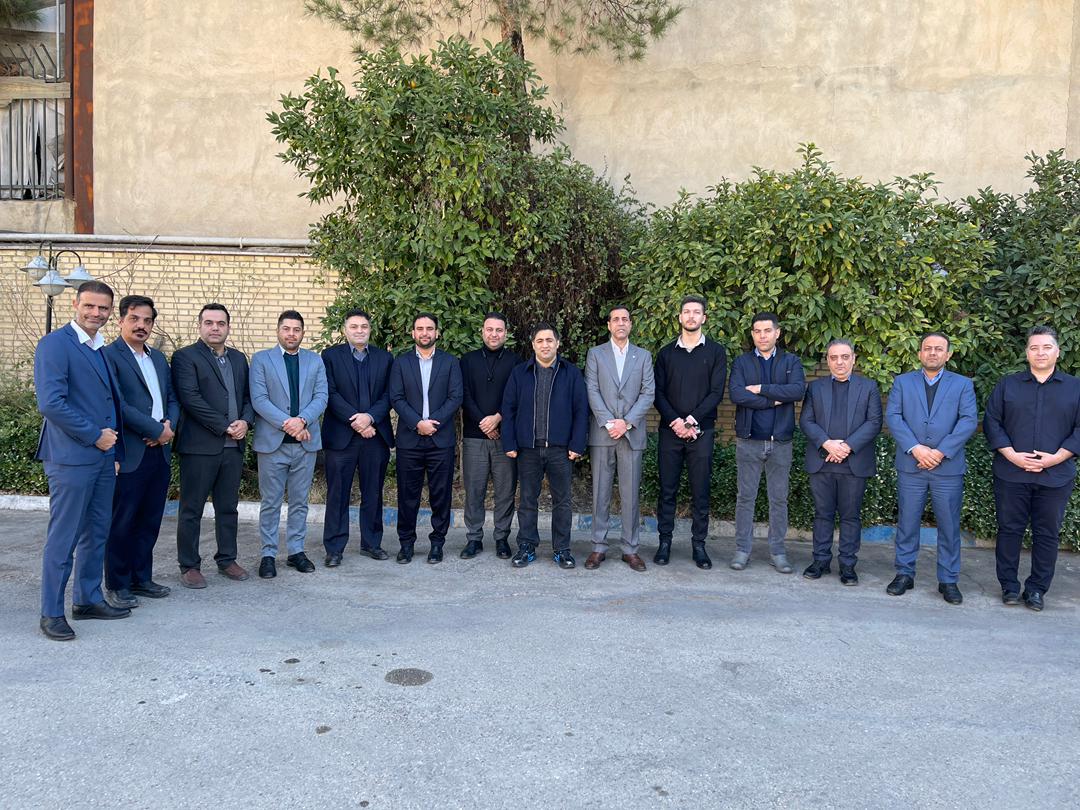 بازدید صمیمانه مدیرعامل کارخانجات داروپخش از شرکت پخش هجرت شیراز